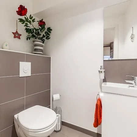 Arcade En Hyper Centre Avec Parking